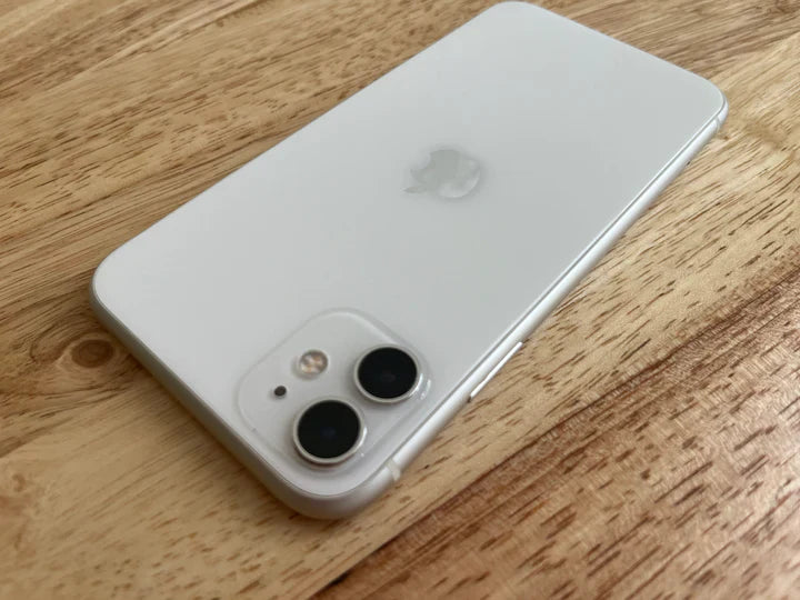 Apple iPhone 11 White 64GB (AT&T) A2111 image 0
