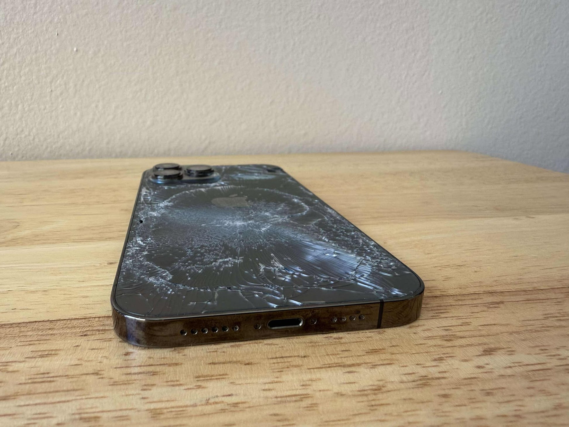 Apple iPhone 13 Pro Max Graphite 512GB (Unlocked) A2484 image 3