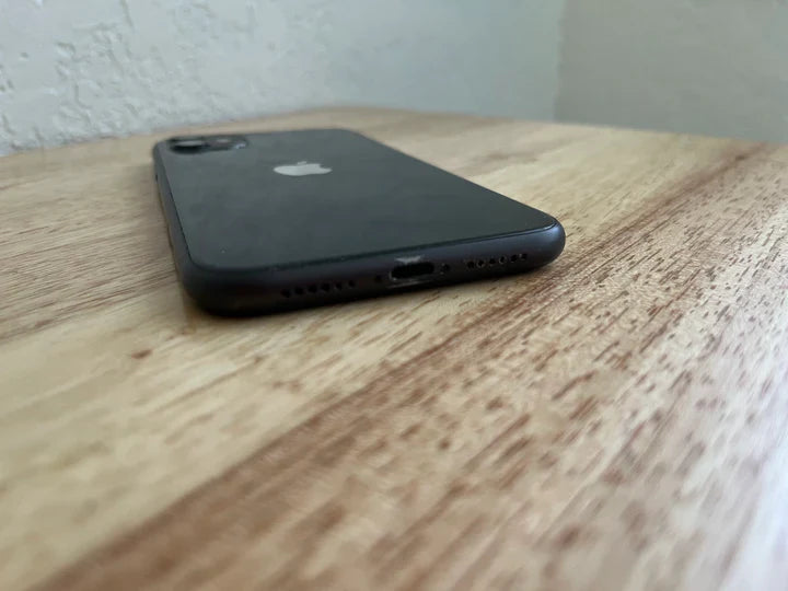 Apple iPhone 11 Black 128GB (AT&T) A2111 image 8