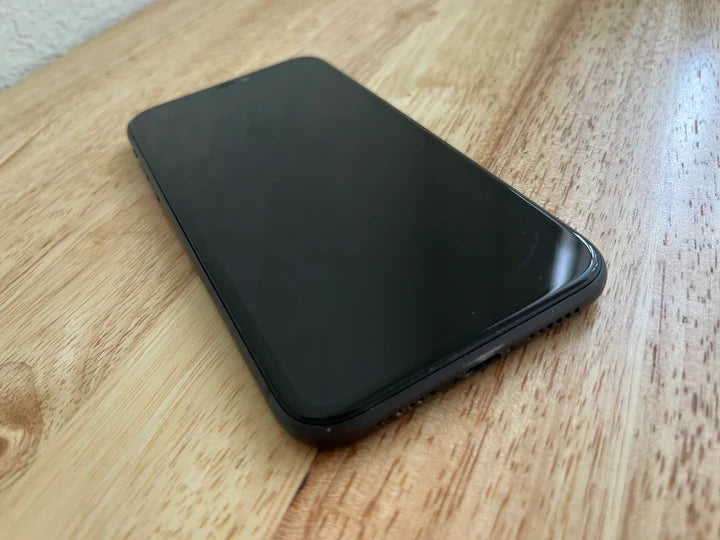 Apple iPhone 11 Black 128GB (AT&T) A2111 image 5