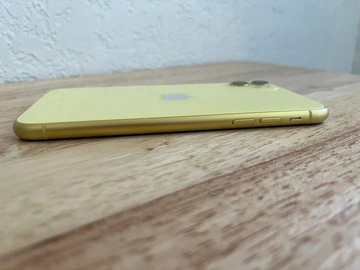 Apple iPhone 11 Yellow 64GB (TracFone) A2111 image 7