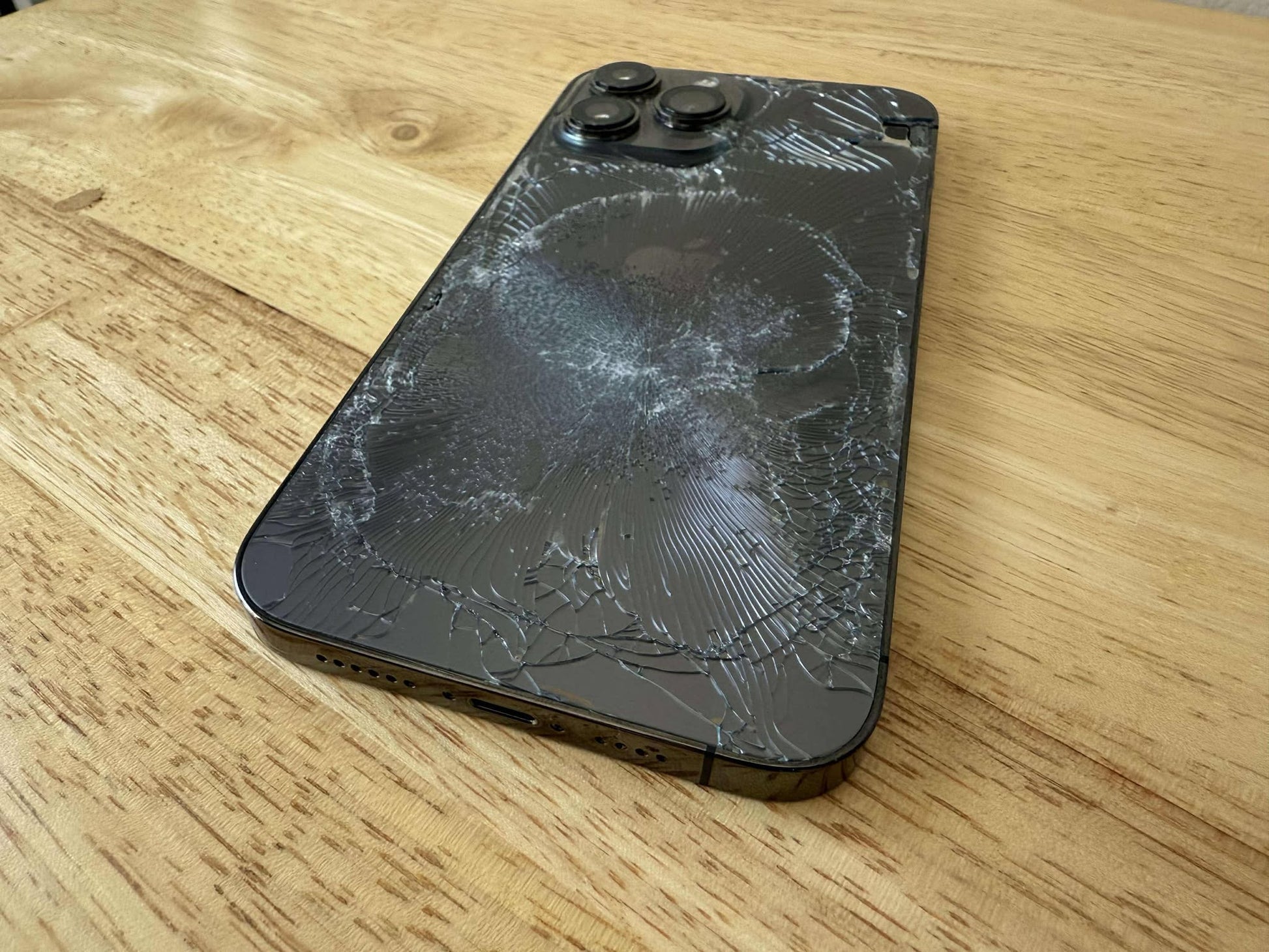 Apple iPhone 13 Pro Max Graphite 512GB (Unlocked) A2484 image 2