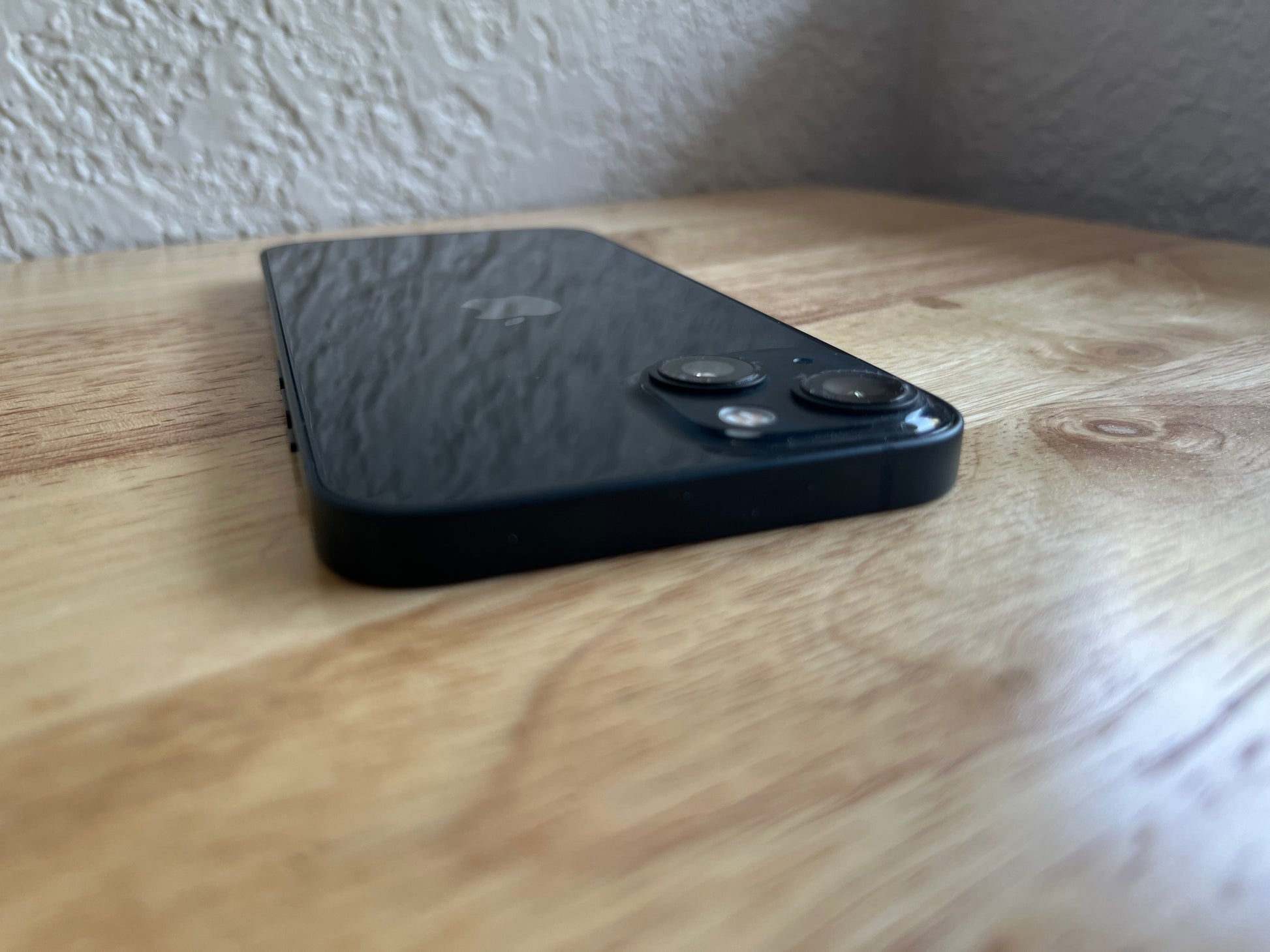 Apple iPhone 13 Midnight 128GB (Unlocked) A2482 image 3