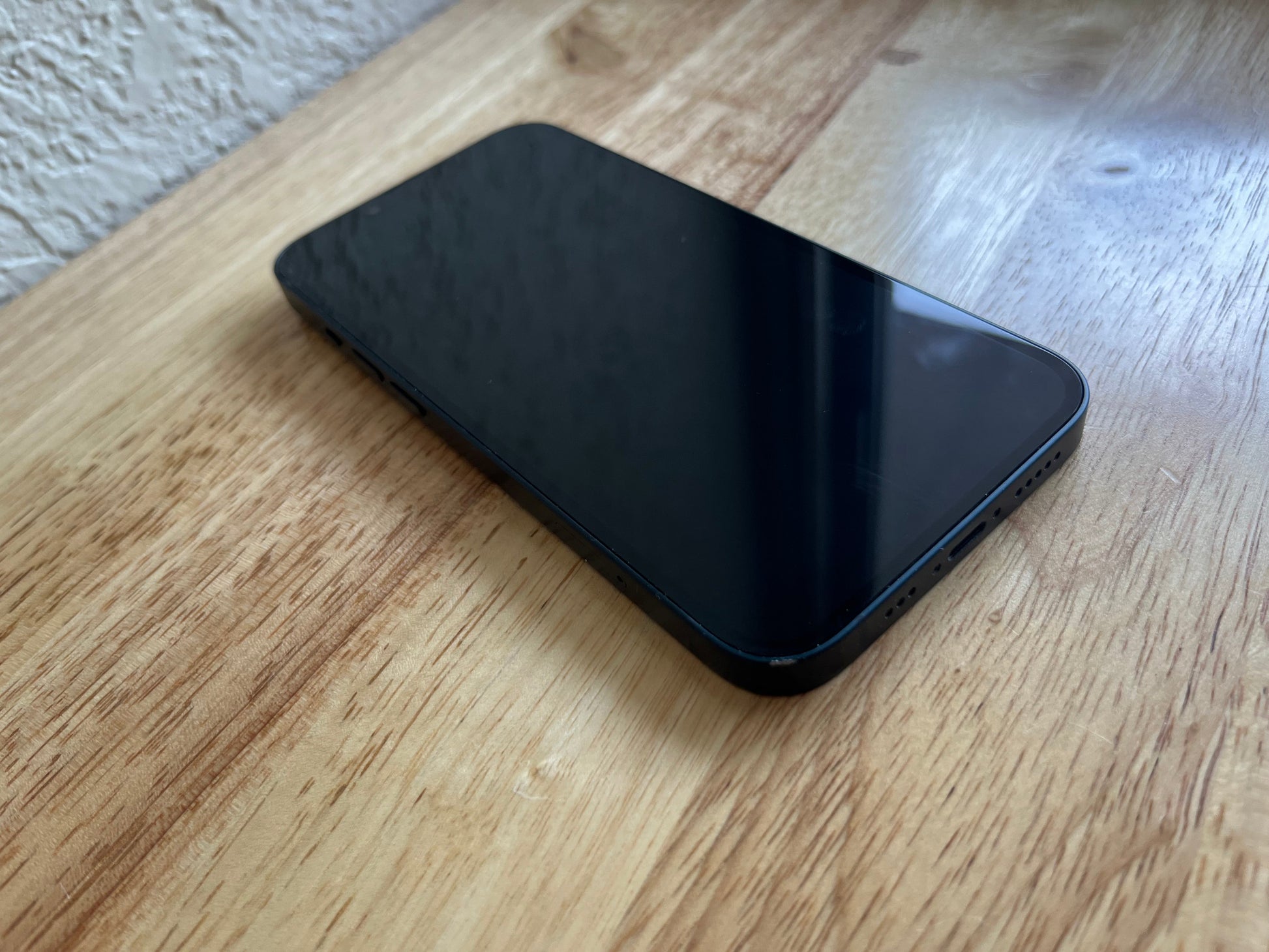 Apple iPhone 13 Midnight 128GB (Unlocked) A2482 image 7